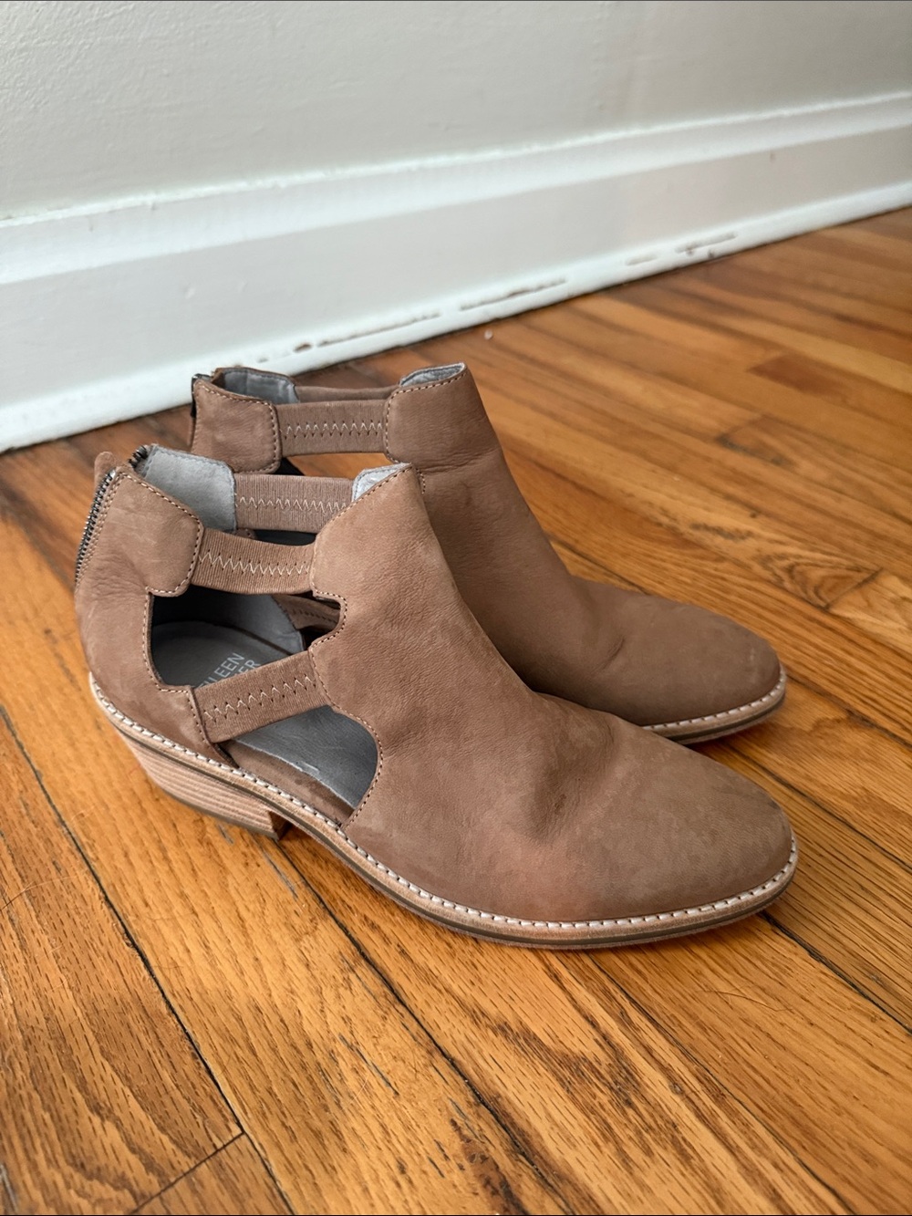 Eileen Fischer Suede Cutout ankle Boots - Taupe 7.5